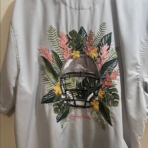 Men’s New England Patriots Tommy Bahama Gray Coconut Point Shirt (L)